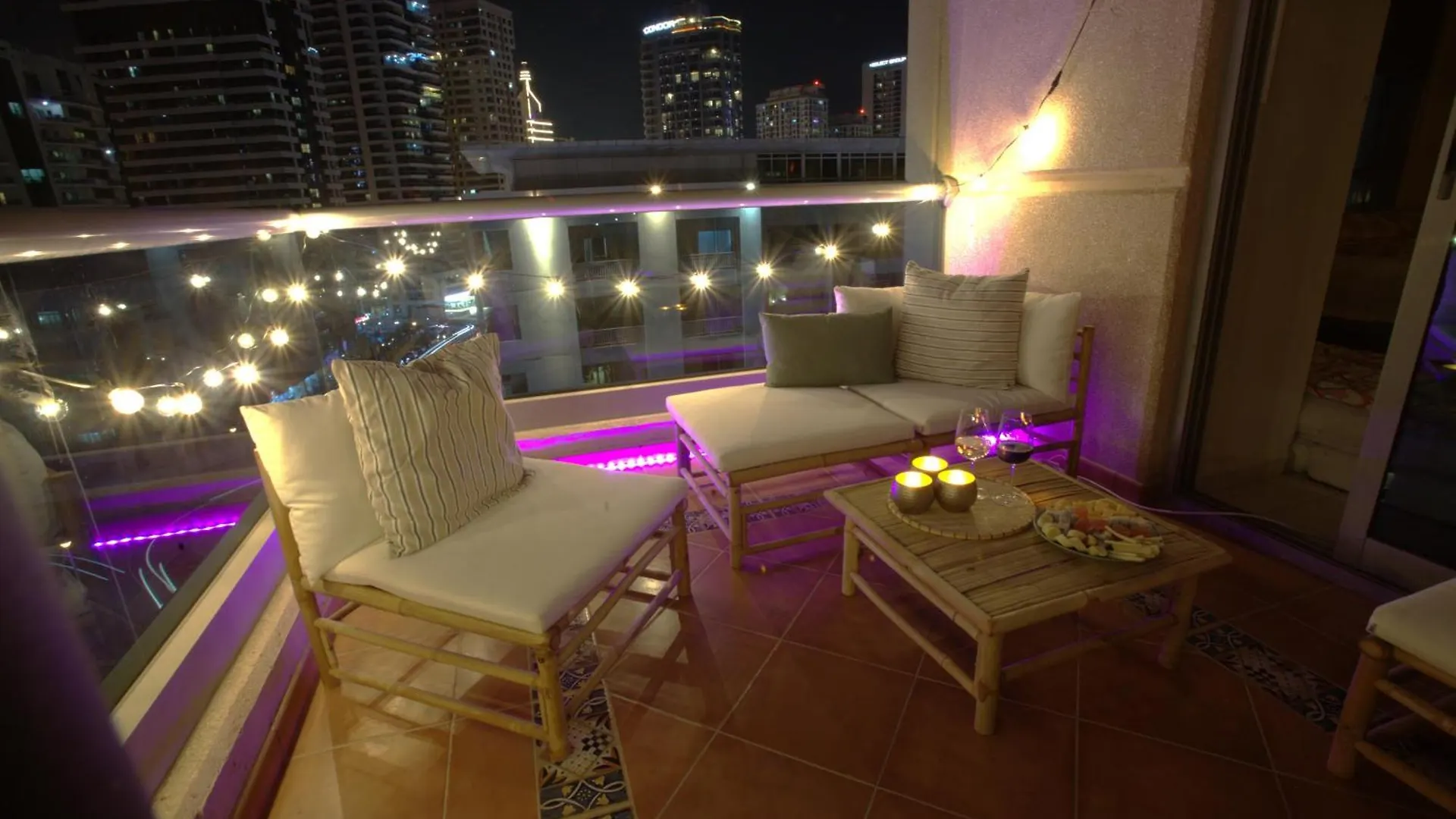 Your Home In Marina, One Bedroom Dubai Apartment
