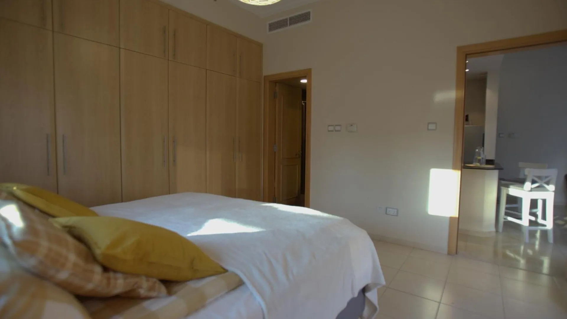 Apartment Your Home In Marina, One Bedroom Dubai United Arab Emirates